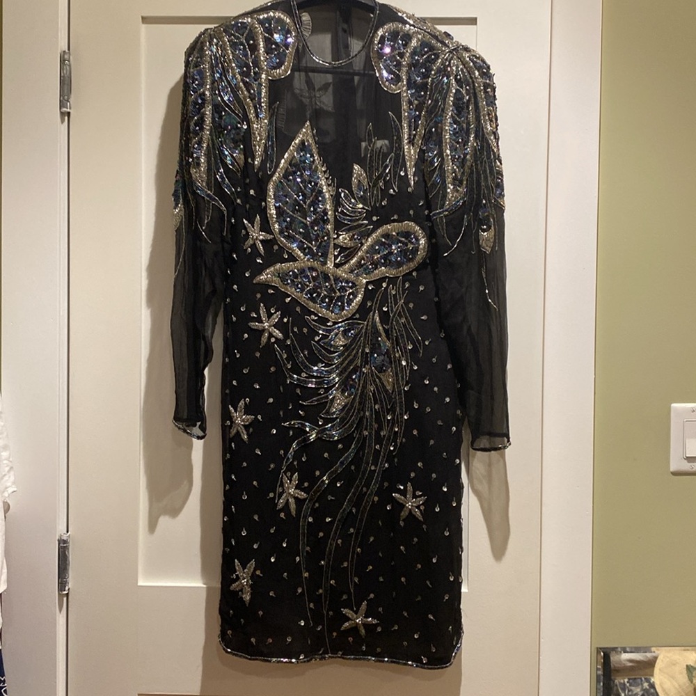 LA Lori Ann Montreal silk gown. Below the knee. Size 11/12.